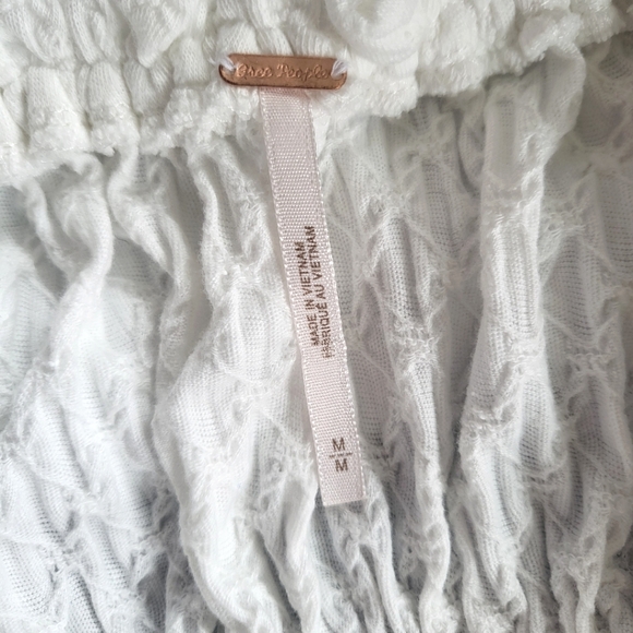 Free People Lady Bug Pointelle Long Sleeve Smocked Sweetheart Milkmaid Crop Top - Picture 14 of 16